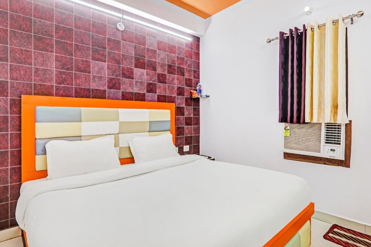 Oyo 76775 Hotel Rk Grand Bhauli 외부 사진