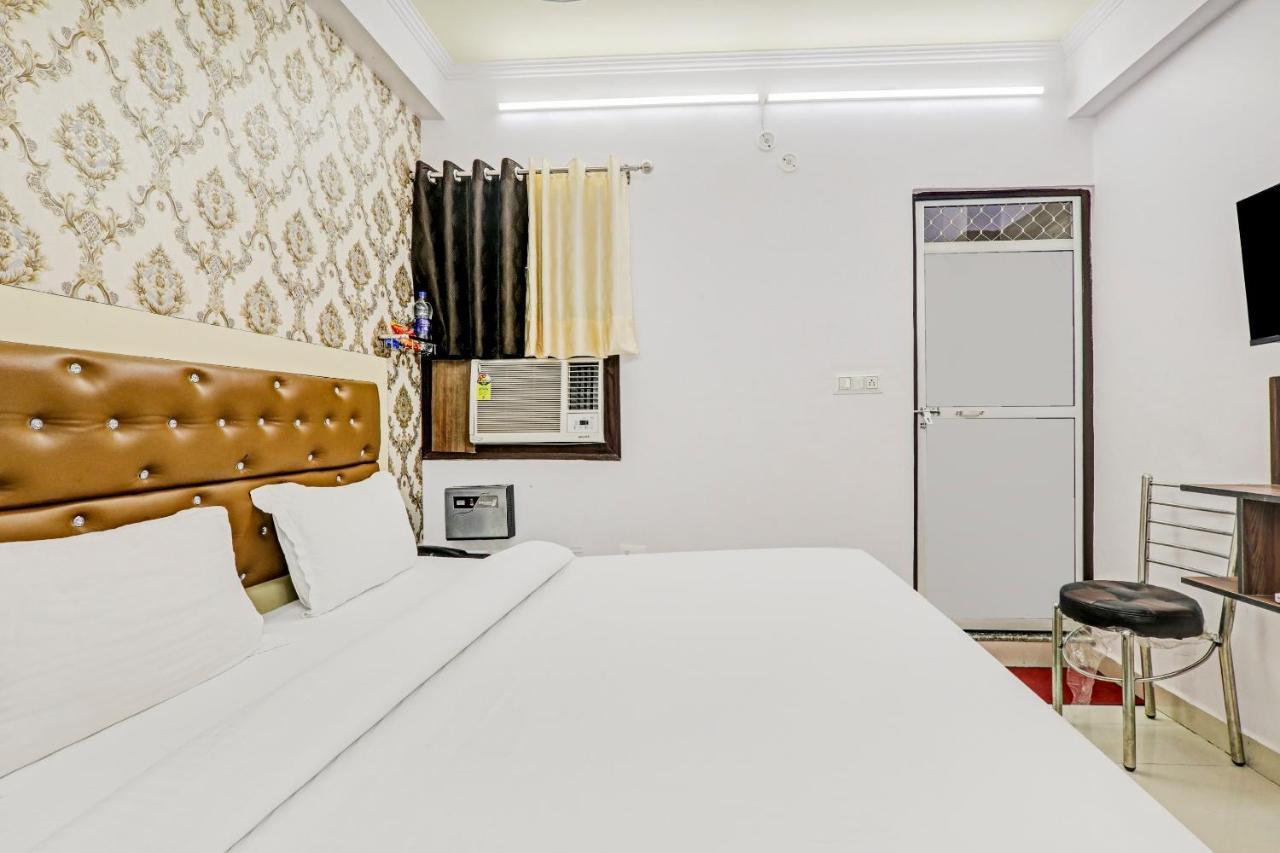 Oyo 76775 Hotel Rk Grand Bhauli 외부 사진